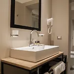 My Trevi Charming & Luxury Pensión 4*