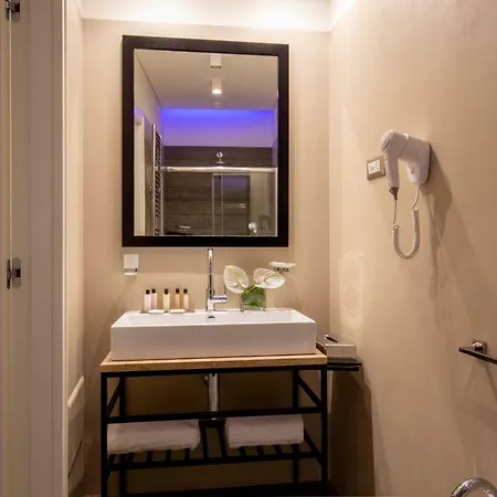 Pensión My Trevi Charming & Luxury 4*