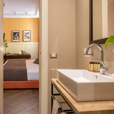 My Trevi Charming & Luxury 4* Roma