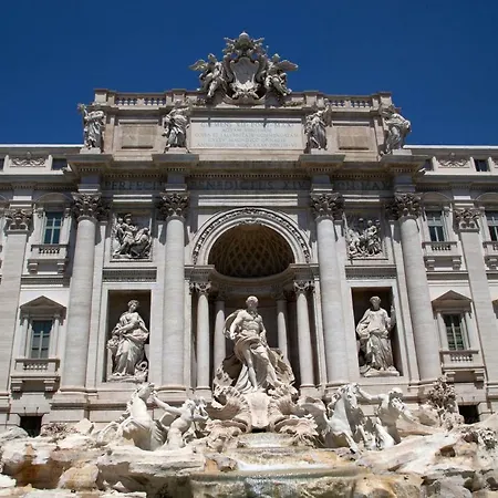 My Trevi Charming & Luxury Affittacamere 3*