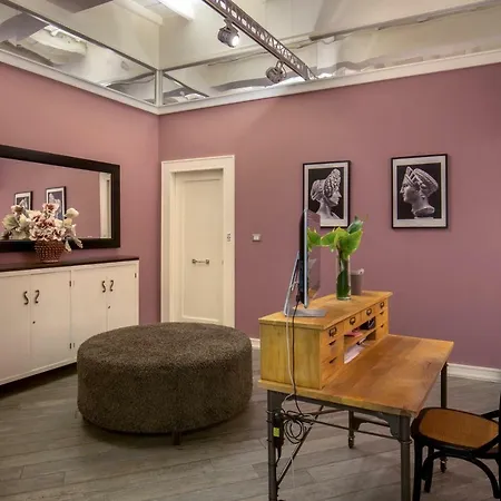 Affittacamere My Trevi Charming & Luxury 3*